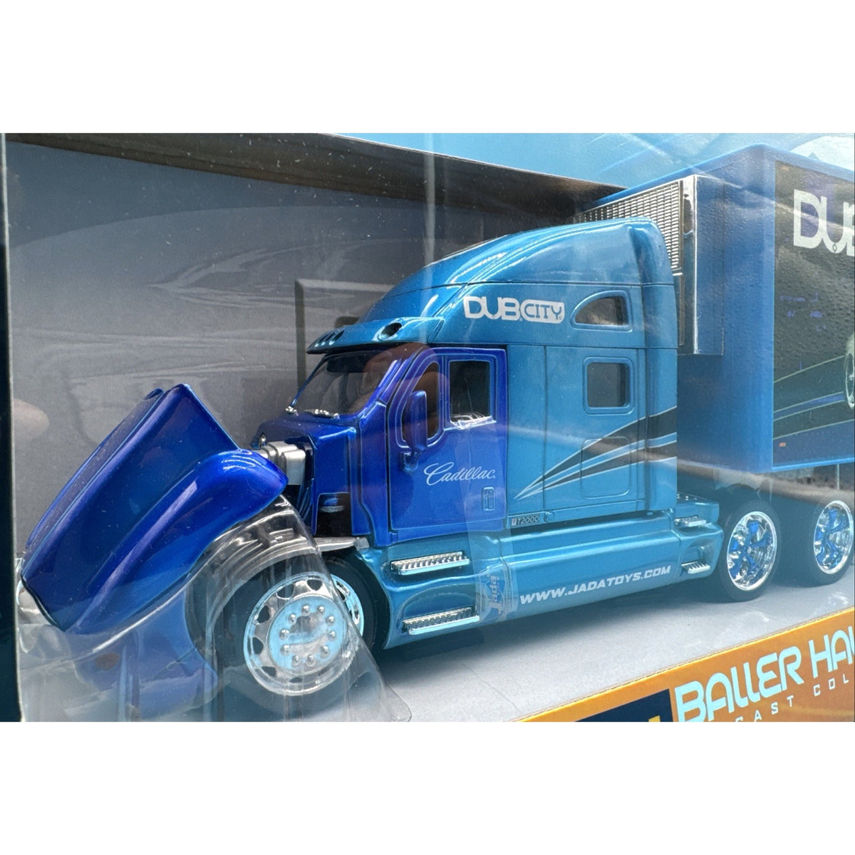 NEW Jada Toys Dub City Baller Haulers Die-Cast Collection — 1:32 Scale Kenworth Semi Truck (2004)